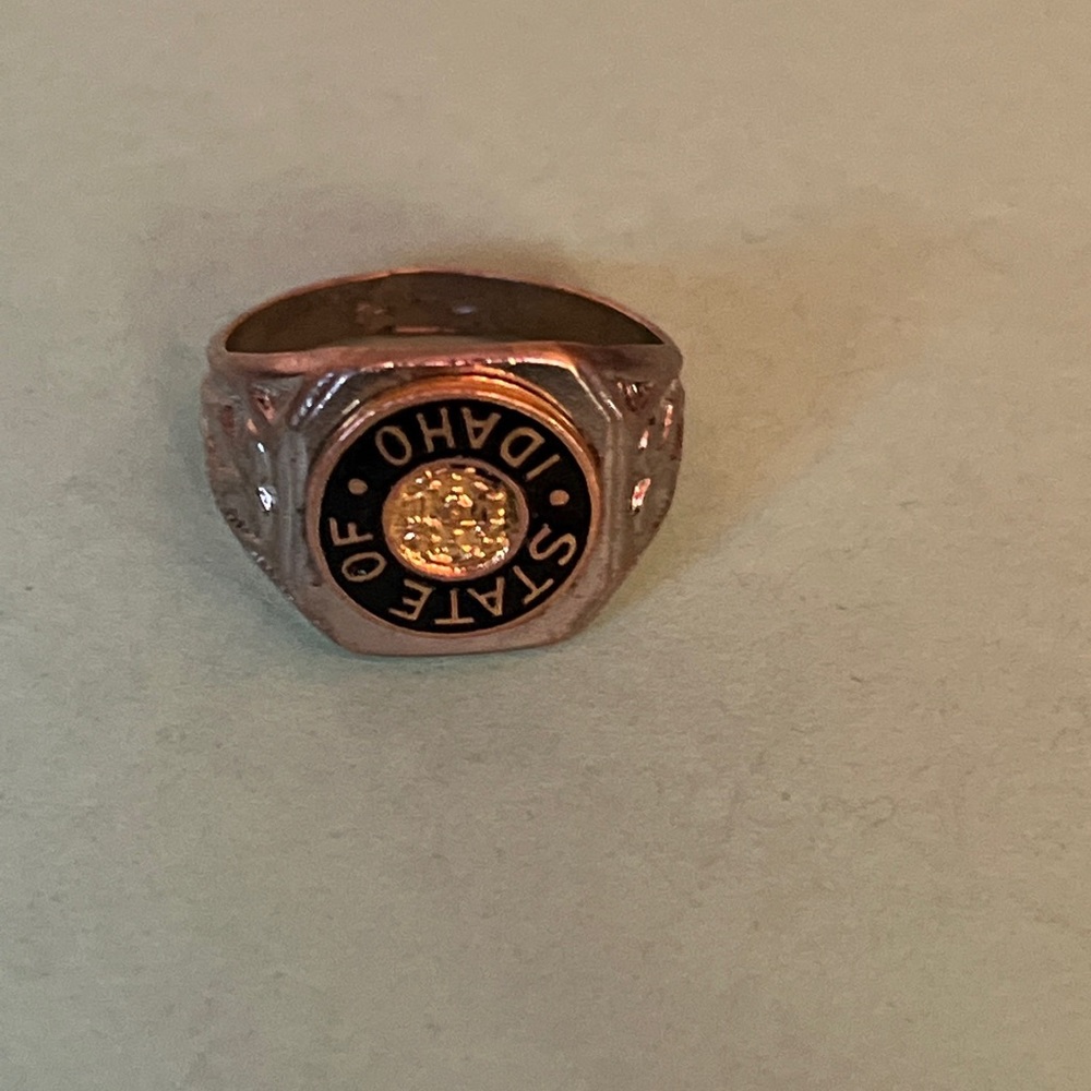 State Of Idaho ring woman’s